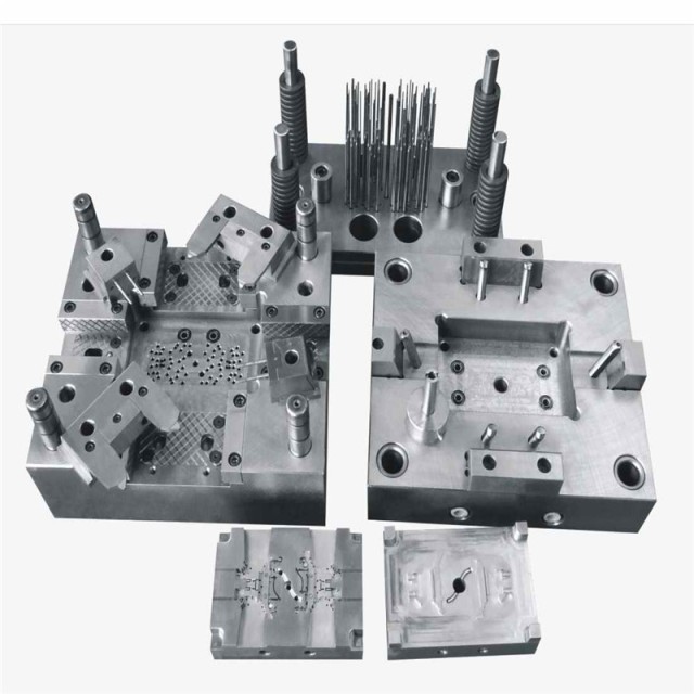 Custom-mould-Professional-manufacturing-plastic-injection-mold-stamping-casting-mold-and-other-precision-molds